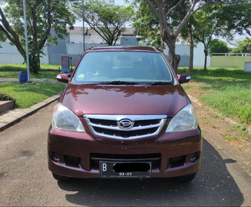 Daihatsu Xenia 2010