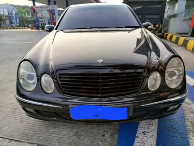 Mercedes-Benz E260 2004