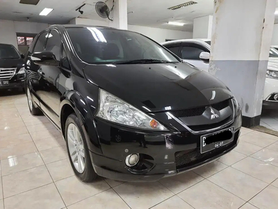 Mitsubishi Grandis 2010