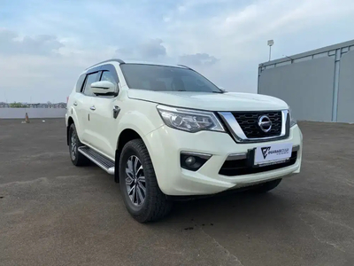 Nissan Terra 2019