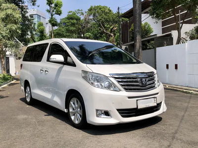 Toyota Alphard 2012