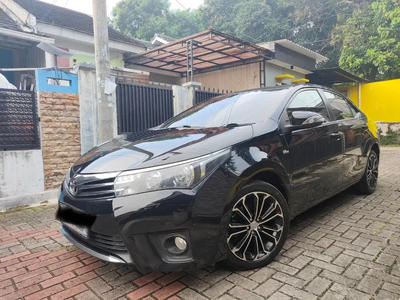 Toyota Altis 2015