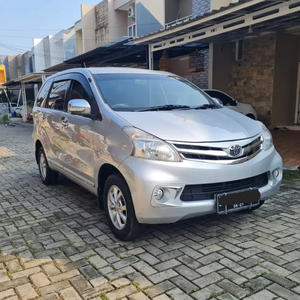 Toyota Avanza 2012