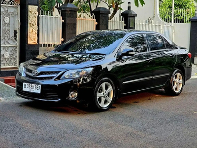 Toyota Corolla Altis 2011