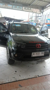 Toyota Fortuner 2008