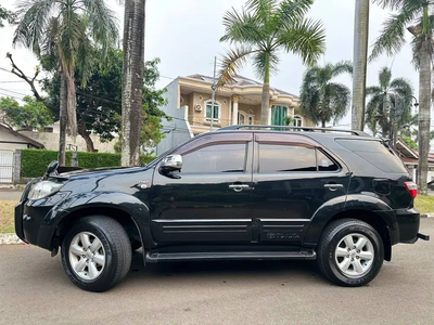 Toyota Fortuner 2010