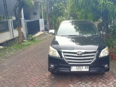 Toyota Innova 2013