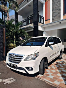 Toyota Kijang Innova 2014