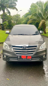 Toyota Kijang Innova 2014