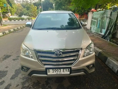 Toyota Kijang Innova 2014