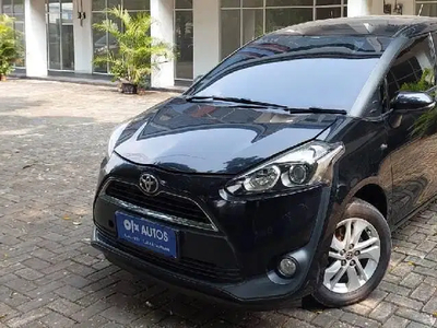 Toyota Sienta 2017