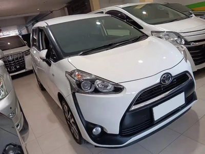 Toyota Sienta 2018