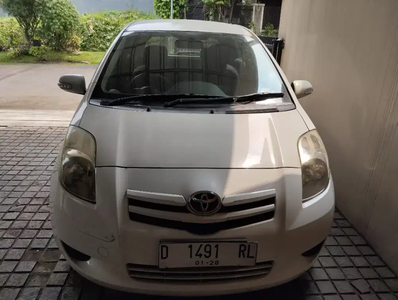 Toyota Yaris 2008