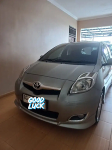 Toyota Yaris 2011