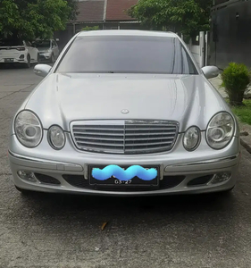 Mercedes-Benz E260 2003