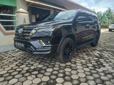 Toyota Fortuner 2022