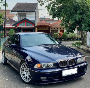 BMW 528i 1998