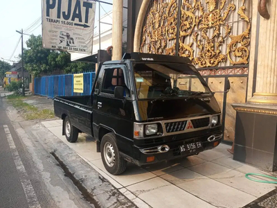 Mitsubishi Colt L300 2017