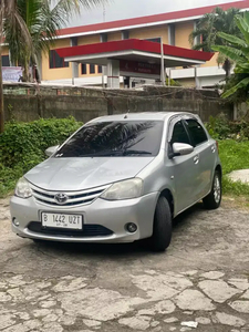 Toyota Etios Valco 2013