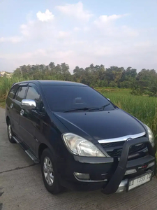 Toyota Kijang Innova 2007