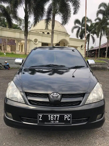 Toyota Kijang Innova 2007