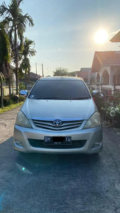 Toyota Kijang Innova 2010