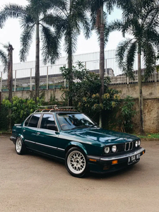 BMW 318i 1989