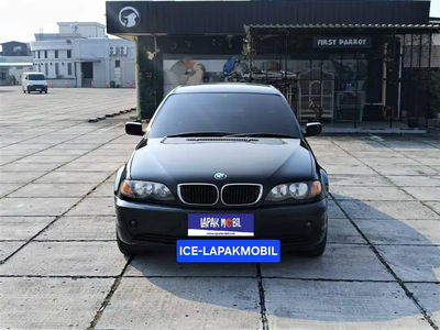 BMW 318i 2004