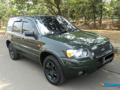 DIJUAL - FORD ESCAPE 3.0 V6 XLT A/T Thn.2004 , Warna HIJAU ARMI METALIK Kondisi Sangat GAGAH TERAWAT