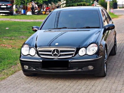 Mercedes-Benz C-Class 2002