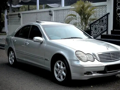 Mercedes-Benz C240 2001