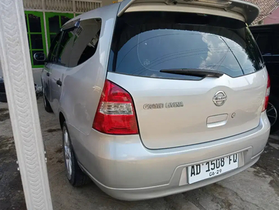 Nissan Livina 2013