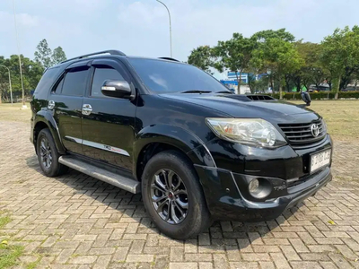 Toyota Fortuner 2014