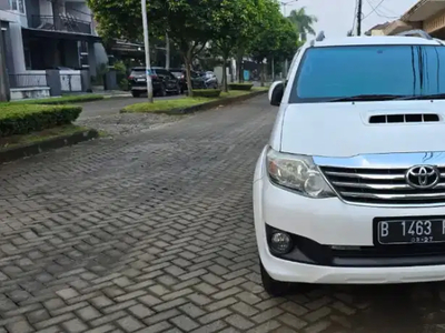 Toyota Fortuner 2014