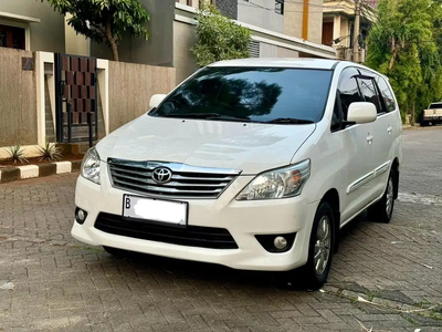 Toyota Kijang Innova 2012