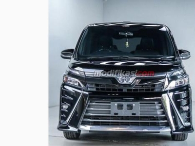2020 Toyota Voxy At Metic