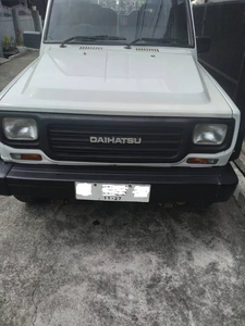 Daihatsu Rocky 1991