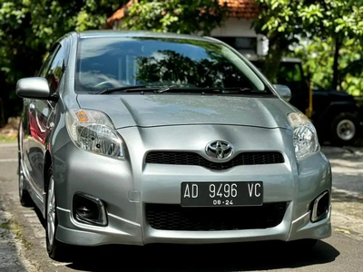 Toyota Yaris 2012