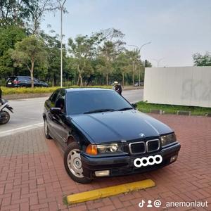 BMW 318i 1998