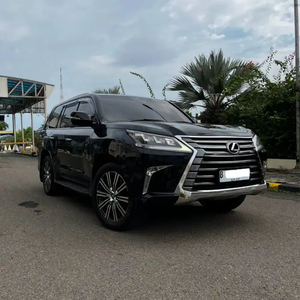 Lexus LX570 2018