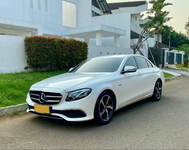 Mercedes-Benz E300 2020