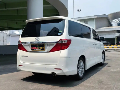 Toyota Alphard 2014