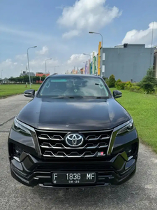 Toyota Fortuner 2016