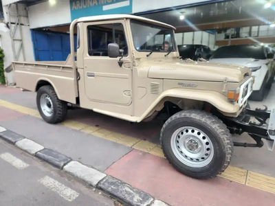 Toyota Land Cruiser 1985