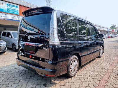 Nissan Serena Highway Star Autech AT Matic 2017 Hitam Sunroof