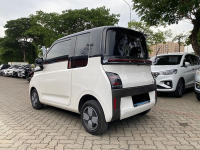 Wuling Air EV Long Range AT Matic 2022 Putih