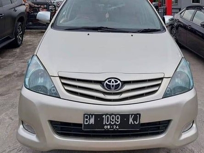 2011 Toyota Kijang Innova 2.5 G MT DIESEL