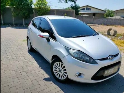 2012 Ford Fiesta 1.4 TREND AT