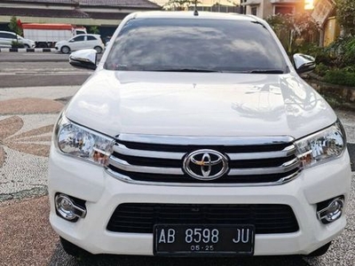 2020 Toyota Hilux Double Cabin V 2.5L MT