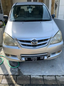 Daihatsu Xenia 2008